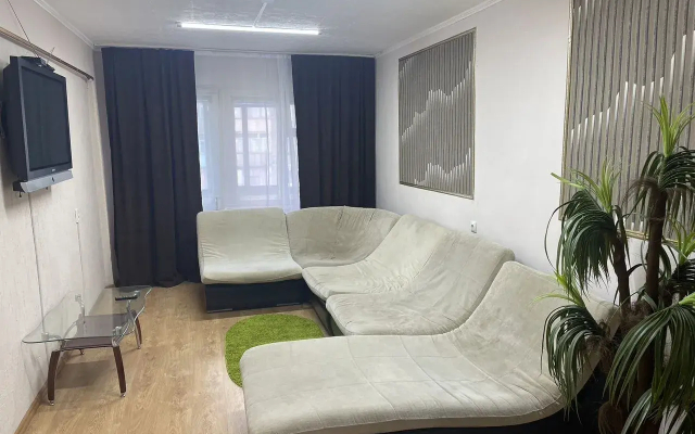 Квартира на Комарова 2