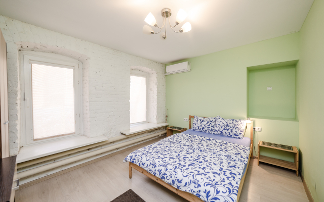 Aviator  u Treh Vokzalov Hostel