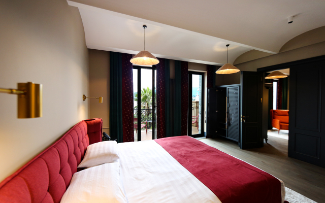 Retro Hotel