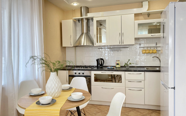 Апартаменты Sunny сети DeNewHome у площади Ленина