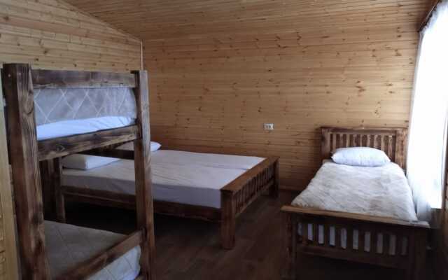 Schastlivyie Lyudi Hotel