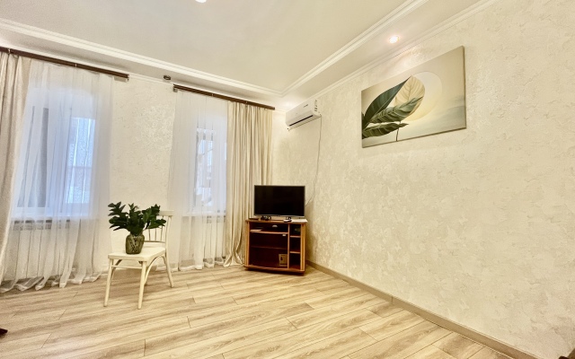 Квартира на Саперном Переулке 8