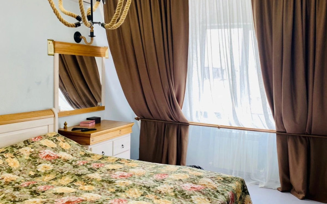 Dvukhurovnevaya 106 Flat