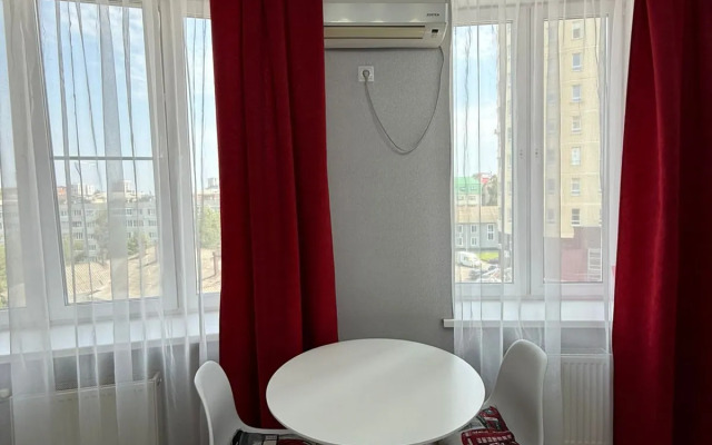 Kvartira Roskoshnaya Kvartira Na Kalinina Flat