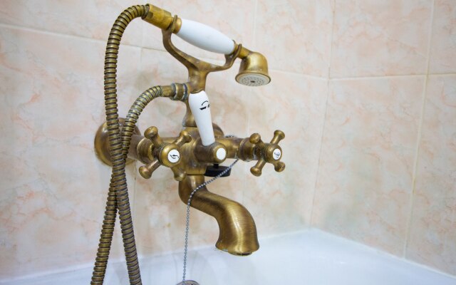 Двухкомнатная квартира возле Кремля