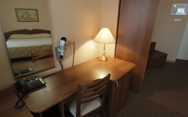 Отель Кристалл