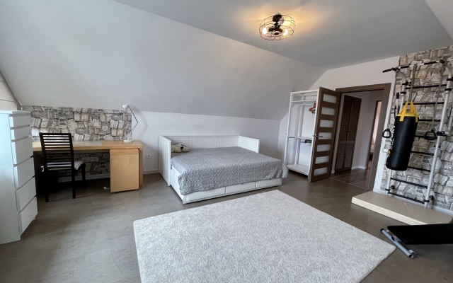 Квартира Трехкомнатная Cемейная в Amalienau