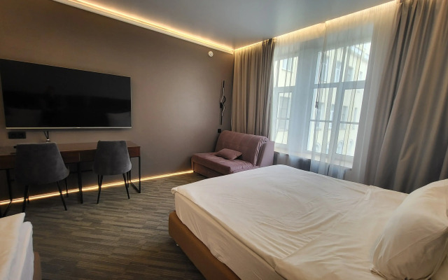 Апартаменты Четырех местные апартаменты комфорт для друзей