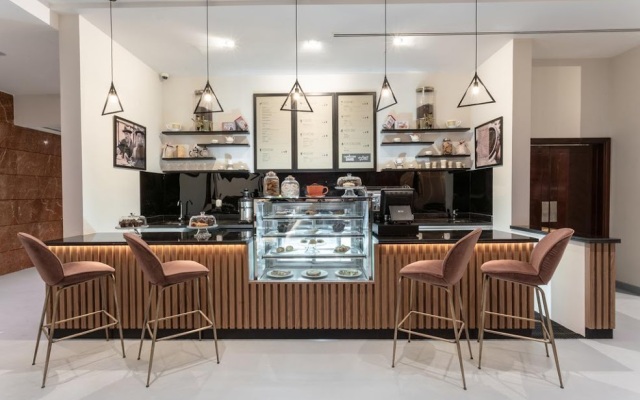 Leva Mazaya Centre Dubai Hotel