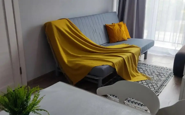 Na Karpinskogo Flat