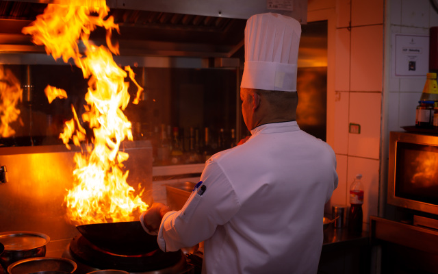 Arabian Courtyard Hotel & Spa