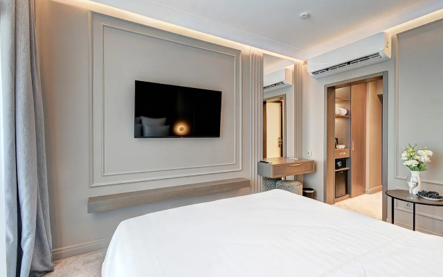 Апартаменты МореСолнцеАпарт (1-6) на Ленина 217А с круглогодичным бассейном