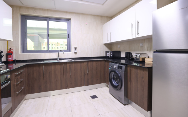 Elite LUX Holiday Homes - Spacious 1 BR Near Metro Station in Al Furjan Dubai