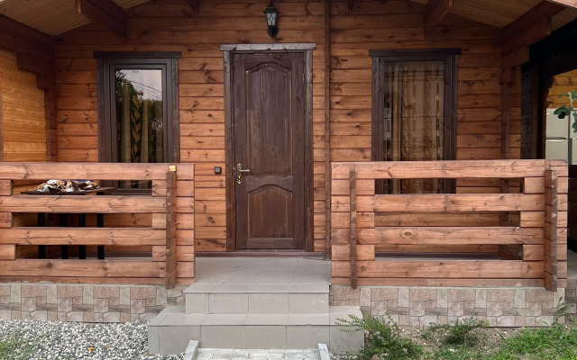 V Gostyakh U Zaura Private house