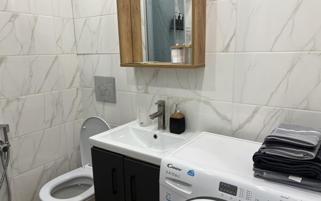 Uyutnaya studiya na Yaganova Apartments
