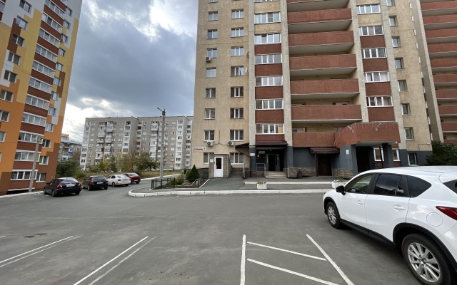 Квартира 1-а комнатная рядом с Ижевским Зоопарком , ИжГТУ, ИжГСХА