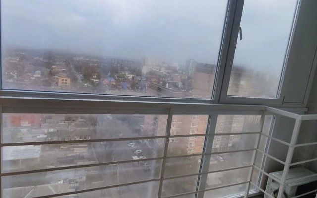 Shikarnaya Studiya Tesla Flat
