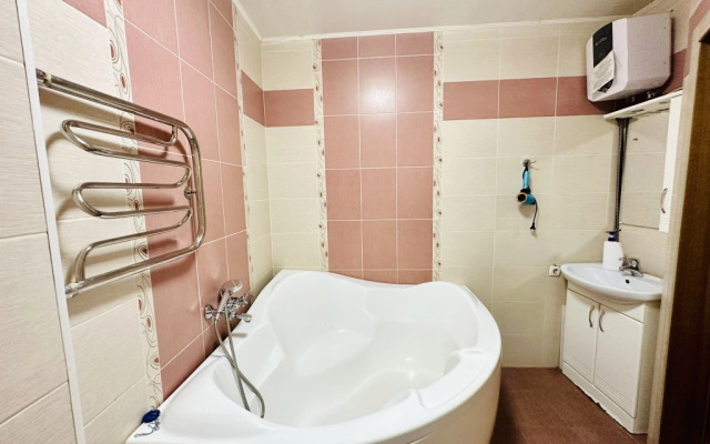 Апартаменты 400 Флэтс-Лайн на улице Красноармейская 100