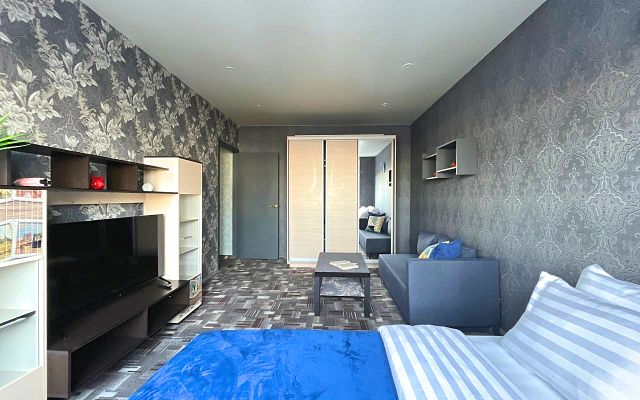 Квартира Двухкомнатная рядом с метро