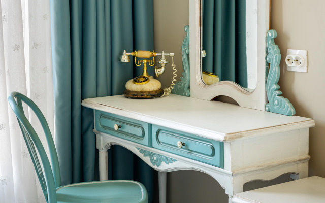 Квартира Окно в Париж