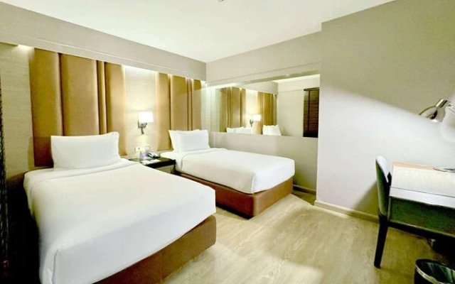 Ramada by Wyndham Bangkok Sukhumvit 11