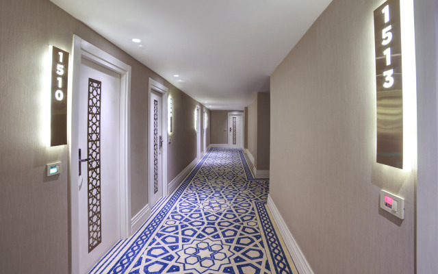 Great Fortune Design Hotel
