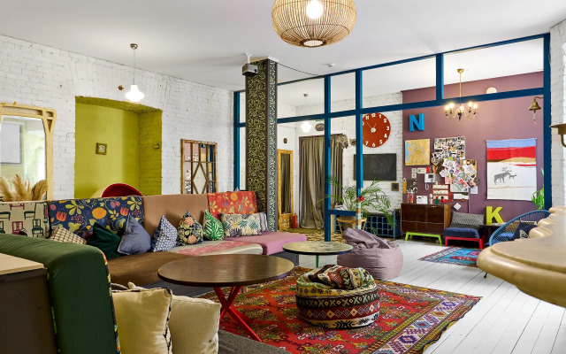 Soul Kitchen Living quarters