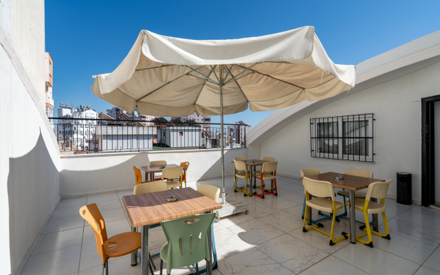 Sare Suites Apartment Hotel