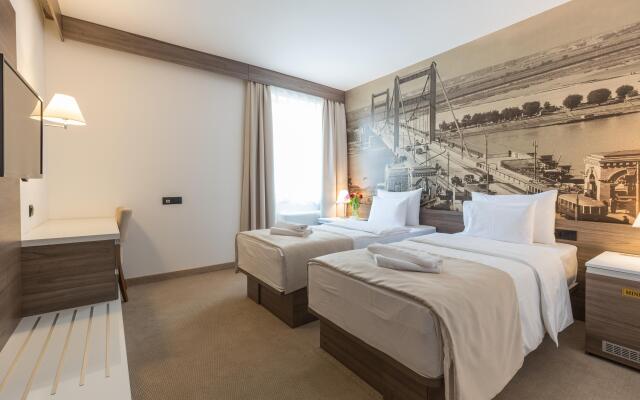 Hotel Royal Inn