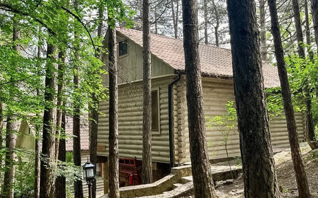 Kurortnyj otel' Polana Skazok