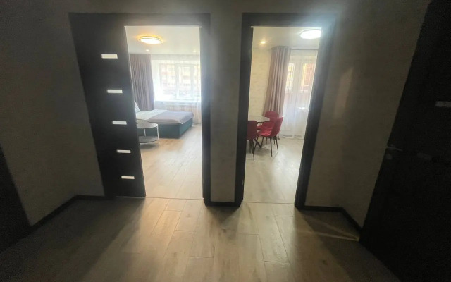 Flat Uyutnaya Kvartira V Novom Dome