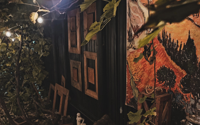 Частный дом Книжный с собственной территорией