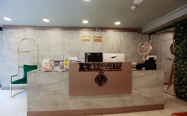Nova City Hotel