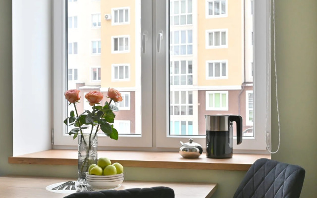 Baltiyskiy briz: tri komnaty u morya Flat