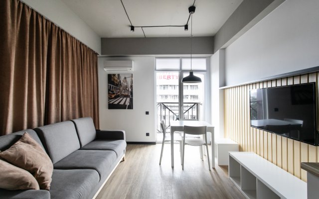 Apartment on the Heights