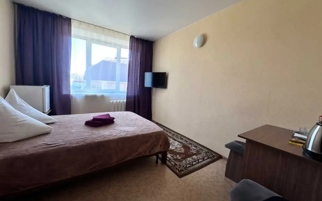 Hotel Kedr