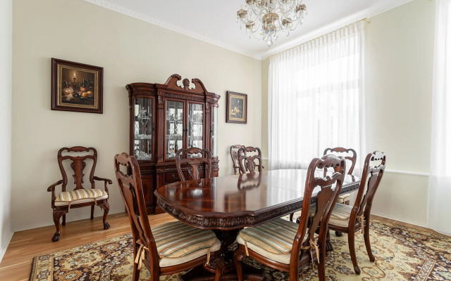 Roskosh na Kutuzovskom Flat