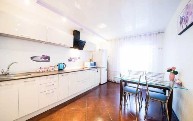 Апартаменты на Симбирцева 40