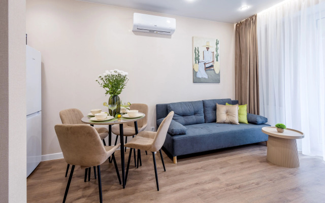 Квартира С бассейном на территории МореСолнцеАпарт