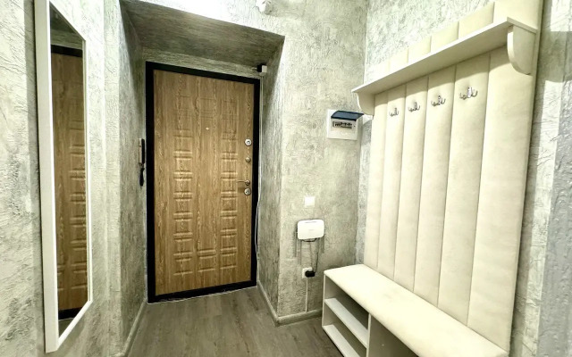 Mars Hotel Vlasikhinskaya 103 Flat