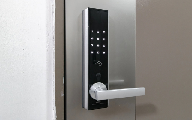 Apartamenty Sovremennaa Svetlaa v Odnom iz Prestiznyh Zilyh Kompleksov Goroda