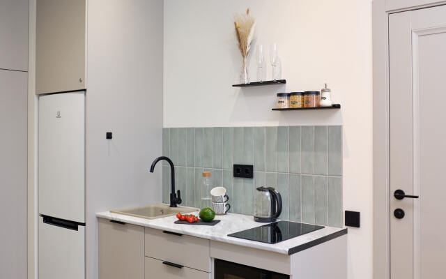 Na Naberezhnoy Ryadom S Termami Greenlife Flat