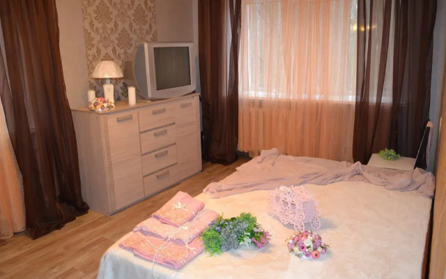 Квартира на Победы 12