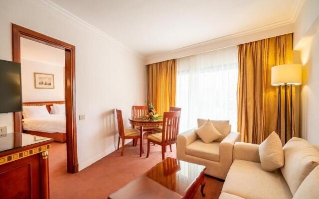 Azal Pyramids Hotel
