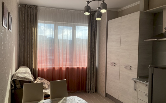 080 Приморская 1 Apartments