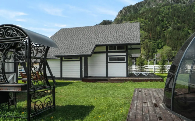 Отель Альпинс Residence