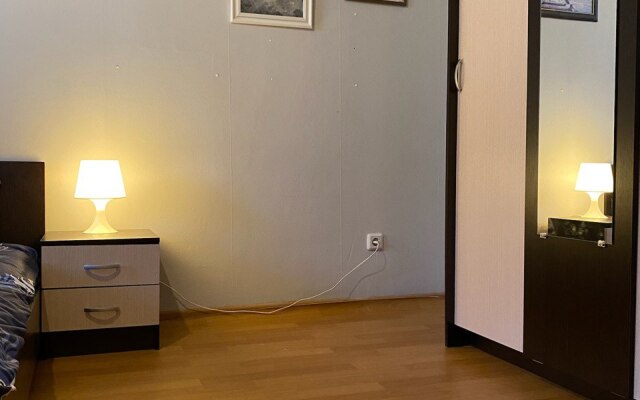 Квартира 2ккв у метро Парнас