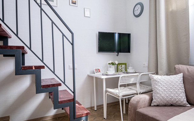 Teplye u Metro Nizhegorodskaya rp4 Apartments