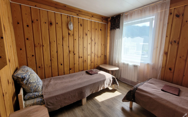 Altaj Voyazh Guest House