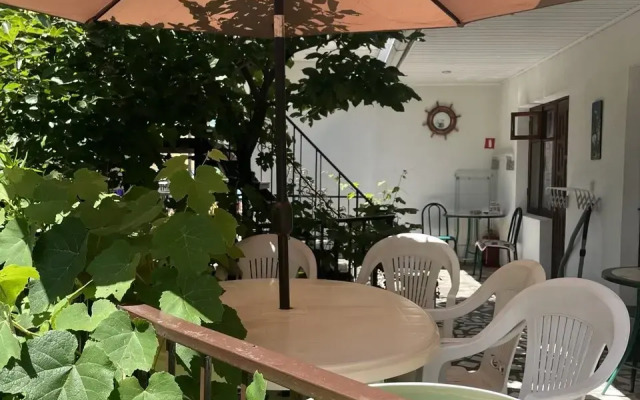 Gavan-Adler living quarters